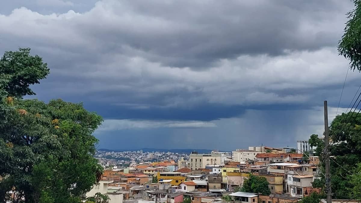 Belo Horizonte tem alerta de temporal e ventos fortes até domingo  