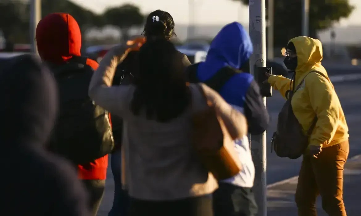 Após dia mais frio do ano, saiba como fica a previsão do tempo para BH nesta quarta