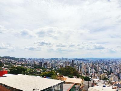 Belo Horizonte vista do Aglomerado da Serra, na região Centro-Sul da capital