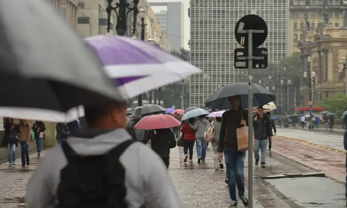 Vai chover? Saiba como fica o clima no sábado (10) em São Paulo