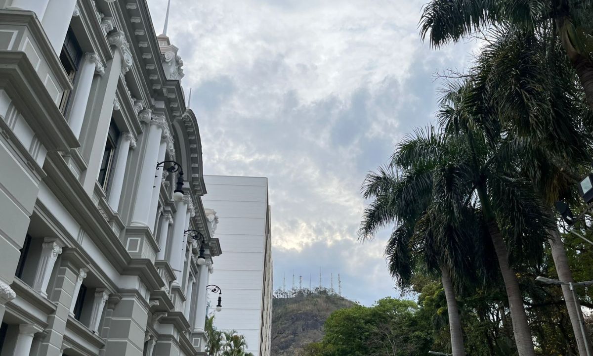Previsão do tempo: Inmet emite alerta laranja para Juiz de Fora e região