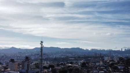 Previsão do tempo: segunda será de tempo quente em Minas e pode chover em algumas regiões