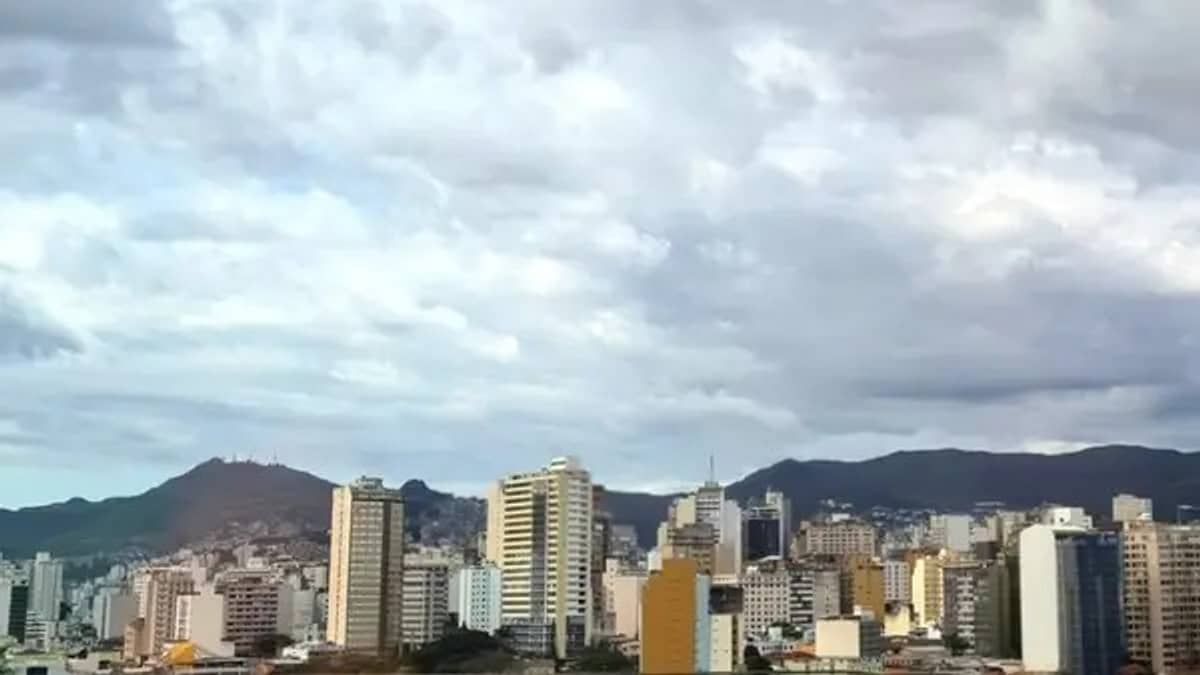 Previsão do tempo: domingo em BH deve ter céu nublado e pancadas de chuva isoladas