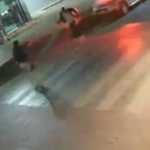 Vídeo: homem ataca policial rodoviário com facão e acaba morto em Manhuaçu