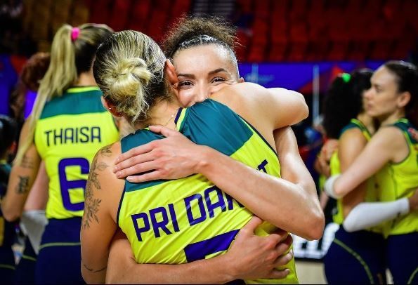 Vôlei: jogadora da Seleção publica foto enigmática com Gabi, e fãs reagem