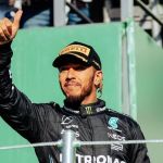 Mercedes nº1 de Lewis Hamilton na Fórmula 1 é leiloada por mais de R$ 90 milhões