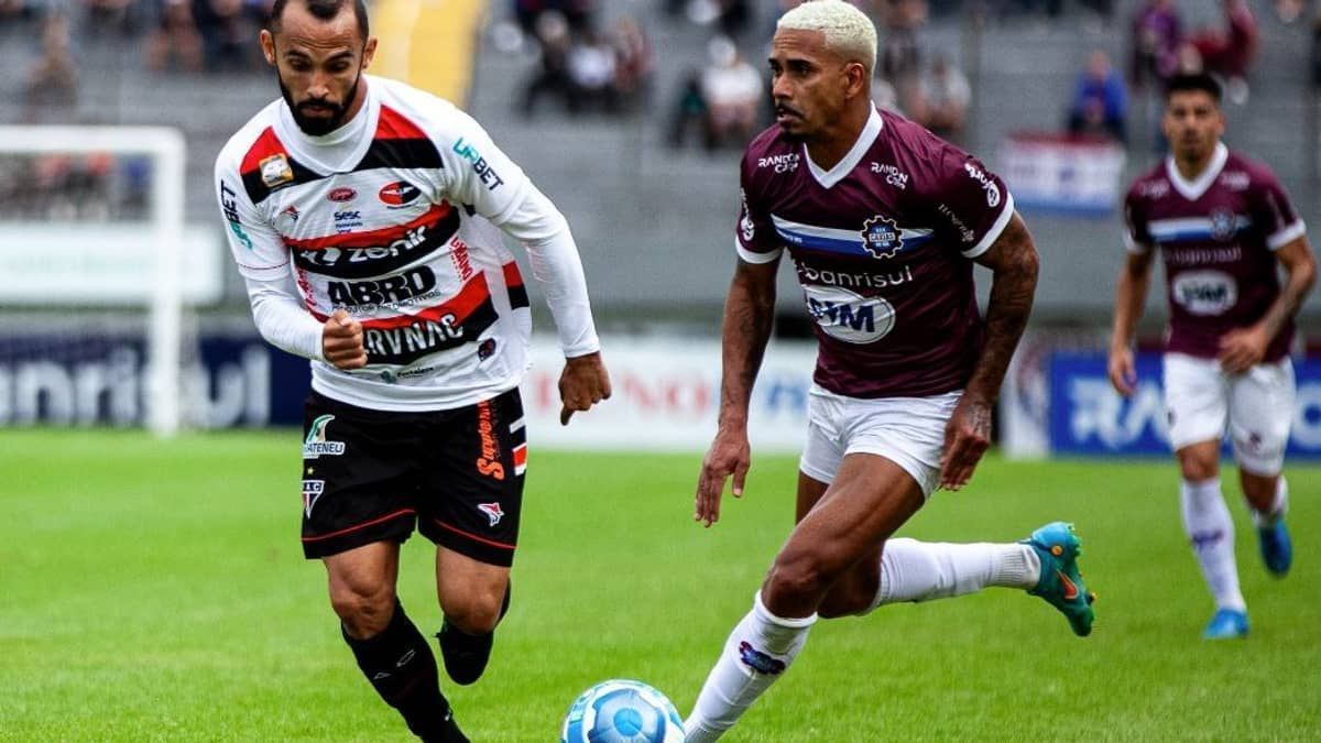 Caxias e Ferroviário empatam em jogo das semifinais da Série D