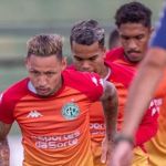 Futebol ao vivo: transmissões na TV e no streaming de 14 de abril  