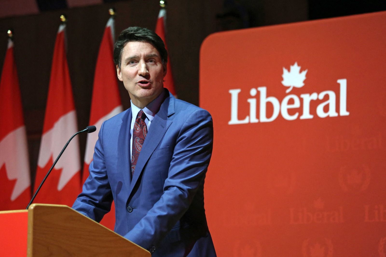 Primeiro-ministro do Canadá, Justin Trudeau, anuncia renúncia e deve ficar no cargo até escolha de substituto