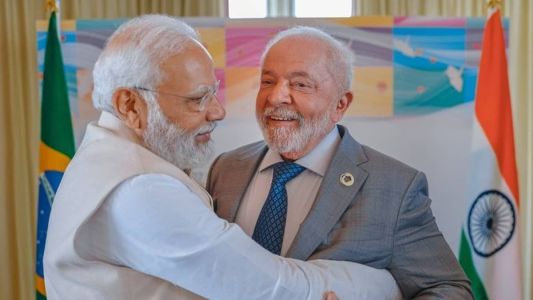 Primeiro ministro da Índia, Narenda Modi e presidente do Brasil, Luiz Inácio Lula da Silva