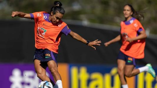 Primeiro treino da Seleção Feminina Principal na Gold Coast