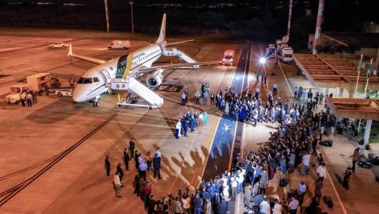 Primeiros brasileiros repatriados da Faixa de Gaza chegaram ao país na segunda-feira passada (13)