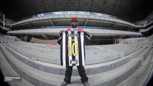 Principal contratação para a temporada, Paulinho vestirá a camisa 10 do Galo