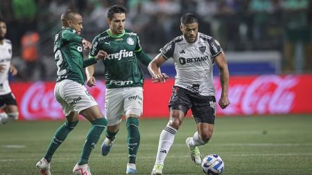 Principal nome do Atlético, Hulk foi pouco efetivo contra o Palmeiras