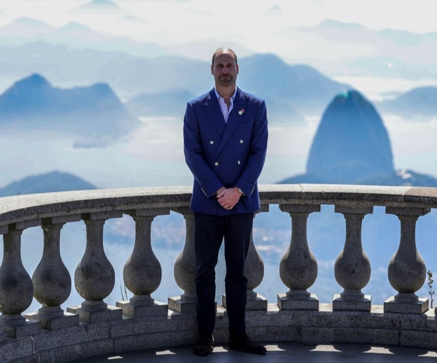 Príncipe William reproduz foto icônica de princesa Diana no Cristo Redentor