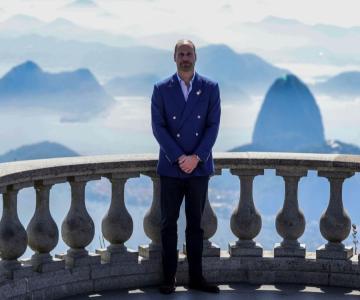 Príncipe William reproduz foto icônica da mãe em passagem pelo Cristo Redentor