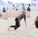 Príncipe William no Brasil: herdeiro ao trono britânico mostra habilidades no vôlei de praia