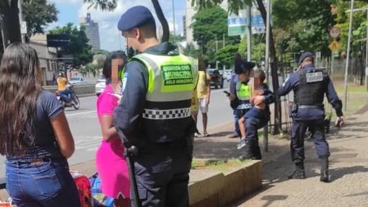 Prisão aconteceu na manhã deste sábado (15)