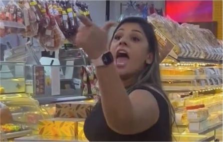 Ela era procurada pelas autoridades brasileiras após condenação por homofobia contra um casal em uma padaria no centro de São Paulo