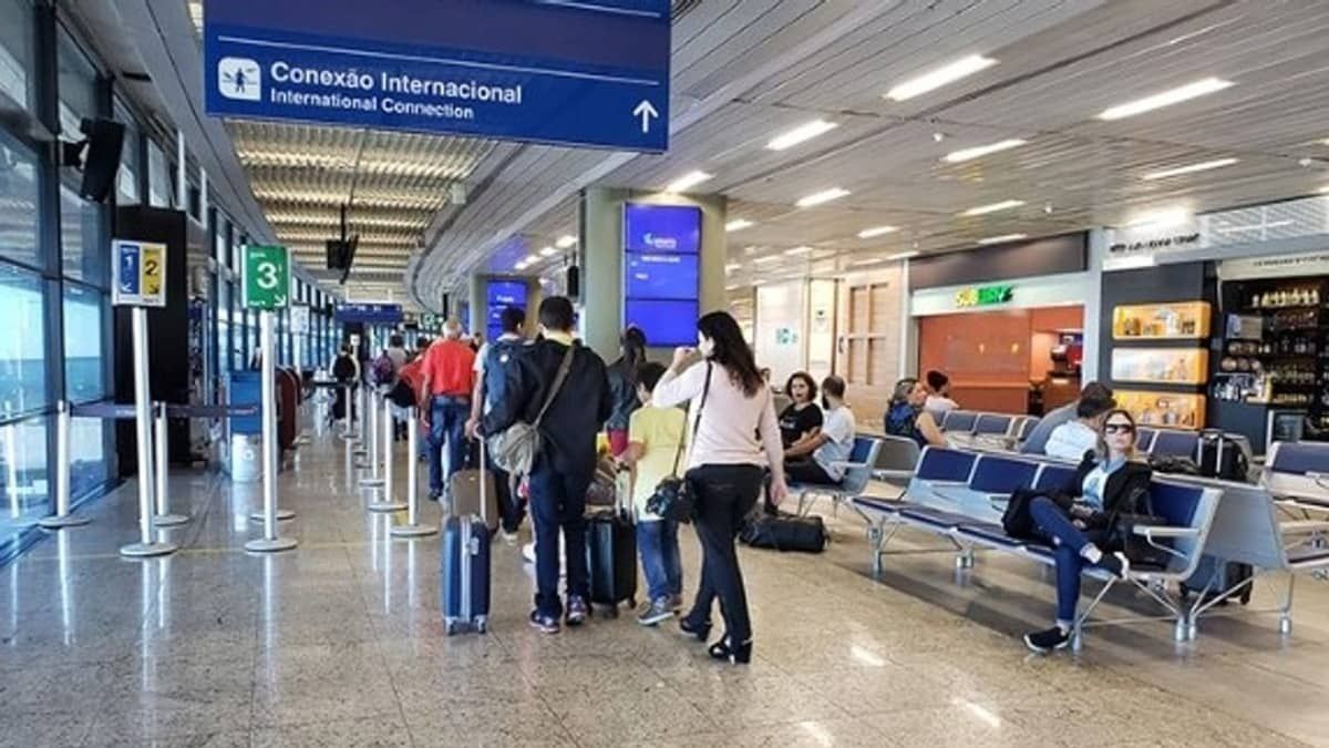 Cidadão da República Dominicana é preso com passaporte falso no aeroporto de Confins