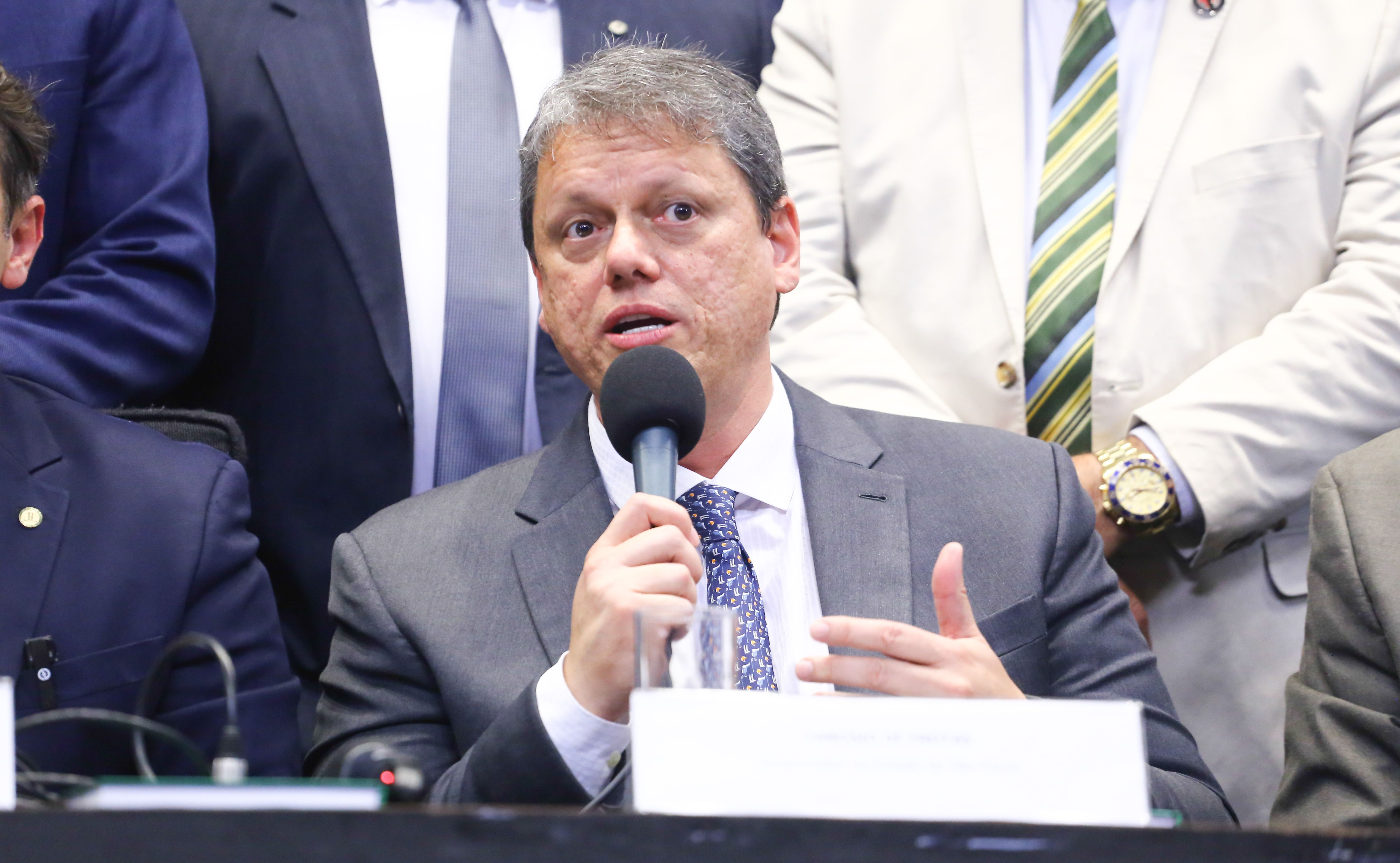 Tarcísio acredita na aprovação da privatização da Sabesp, nesta quarta-feira, em votação na Alesp