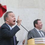 Processo de cassação de vereador por fala considera racista avança na Câmara de SP