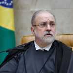 Aras: 'voto popular deve ser respeitado, especialmente por quem não teve a maioria'