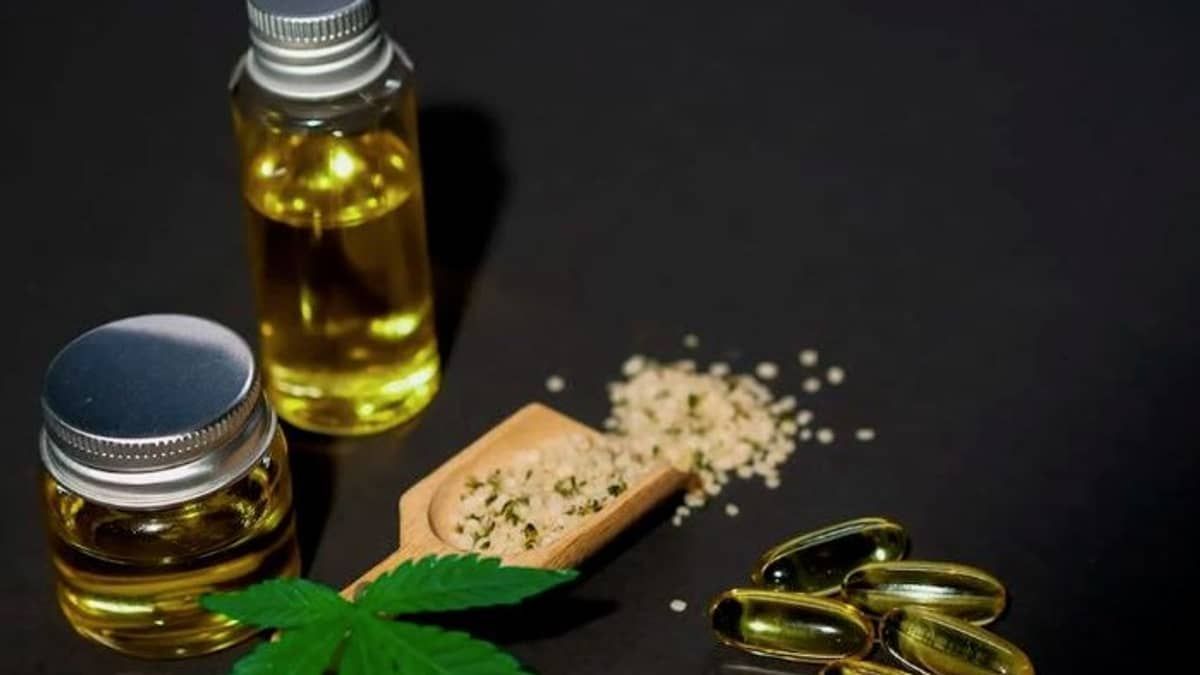 Criança que sofre de epilepsia grave ganha direito a tratamento com canabidiol na Grande BH