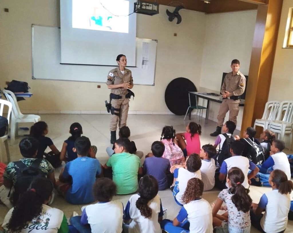 PROERD reinicia operações em Ouro Preto: Programa de Prevenção às Drogas amplia alcance na região