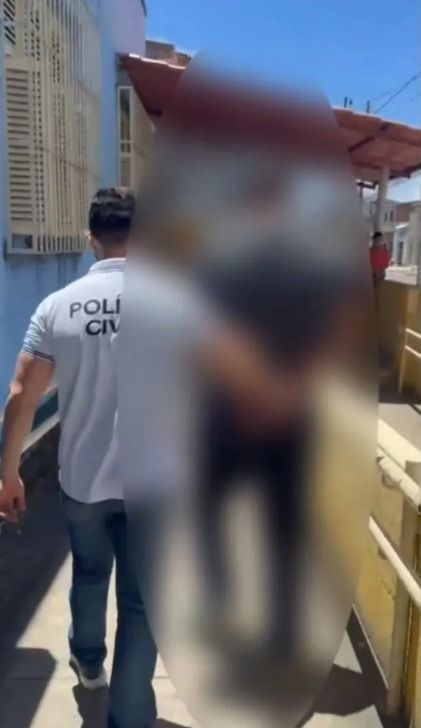 Professor de educação física é preso suspeito de assediar aluna de 13 anos em escola, em AL