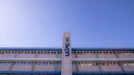 Professor de universidade no Paraná é demitido após denúncia de assédio sexual.