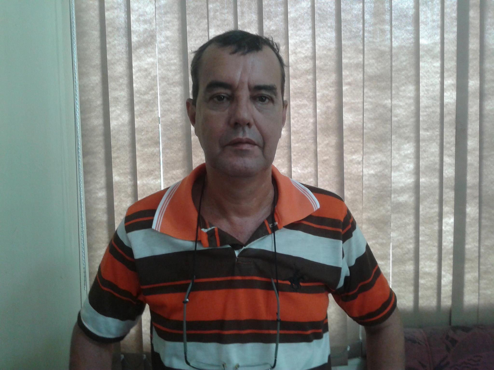Professor mineiro é encontrado morto dentro de freezer após 20 dias; suspeitos moravam com ele