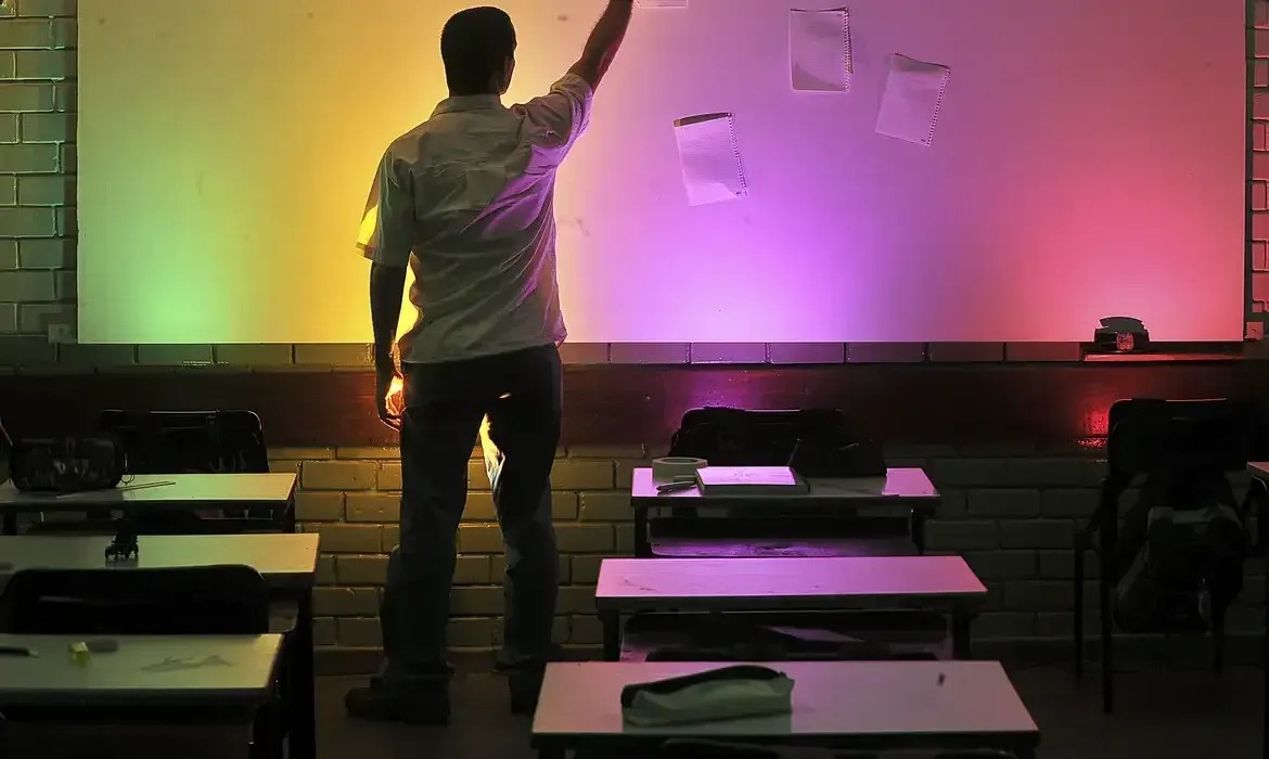 Valorização do professor é destaque na pauta nacional