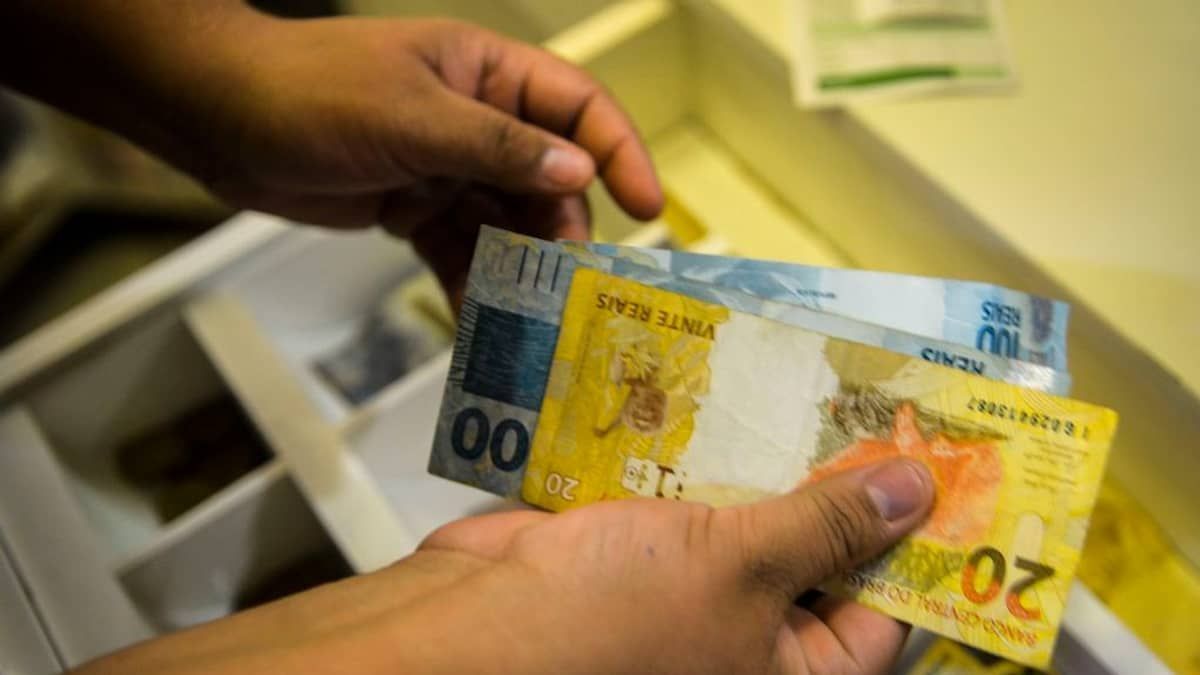 Desenrola fez bancos negociarem quase R$ 500 milhões em dívidas