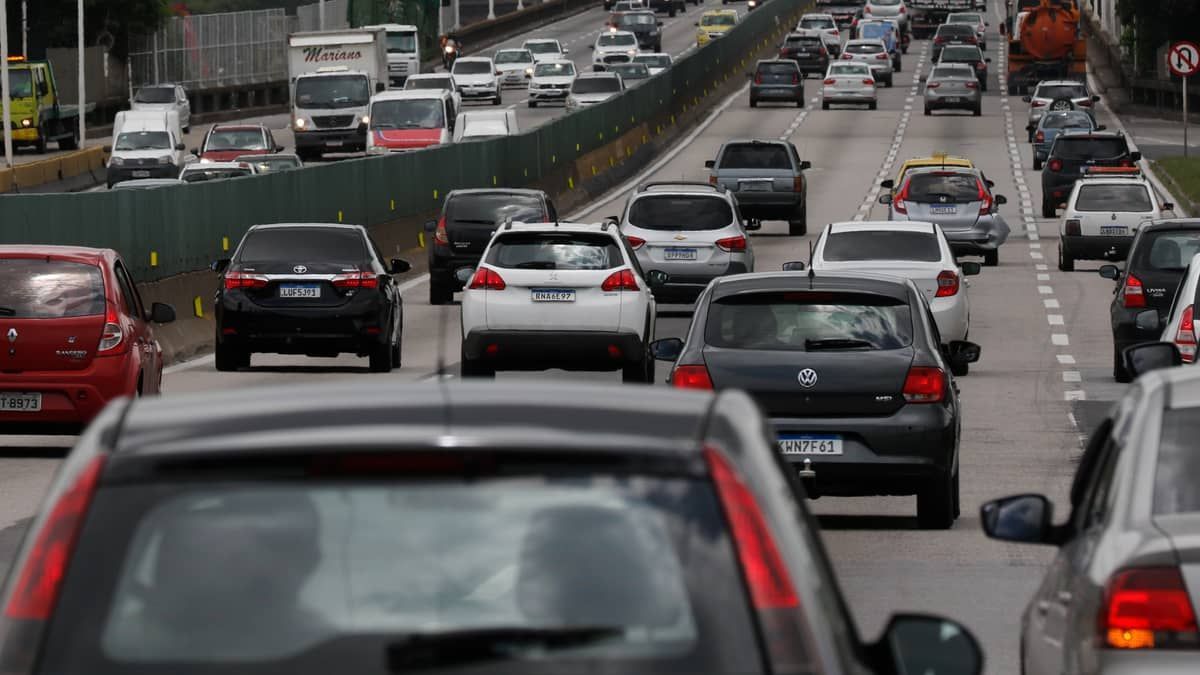 Programa para carro mais barato já consumiu 64% dos recursos em menos de 15 dias