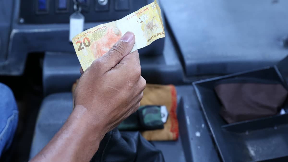 Câmara de BH aprova projeto que cria novas formas de pagamento para passagem de ônibus
