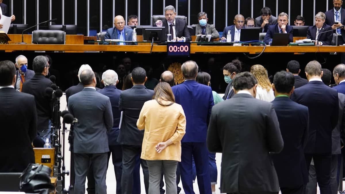 Lei anticorrupção completa dez anos e é aprovada por 95% das empresas brasileiras, diz pesquisa