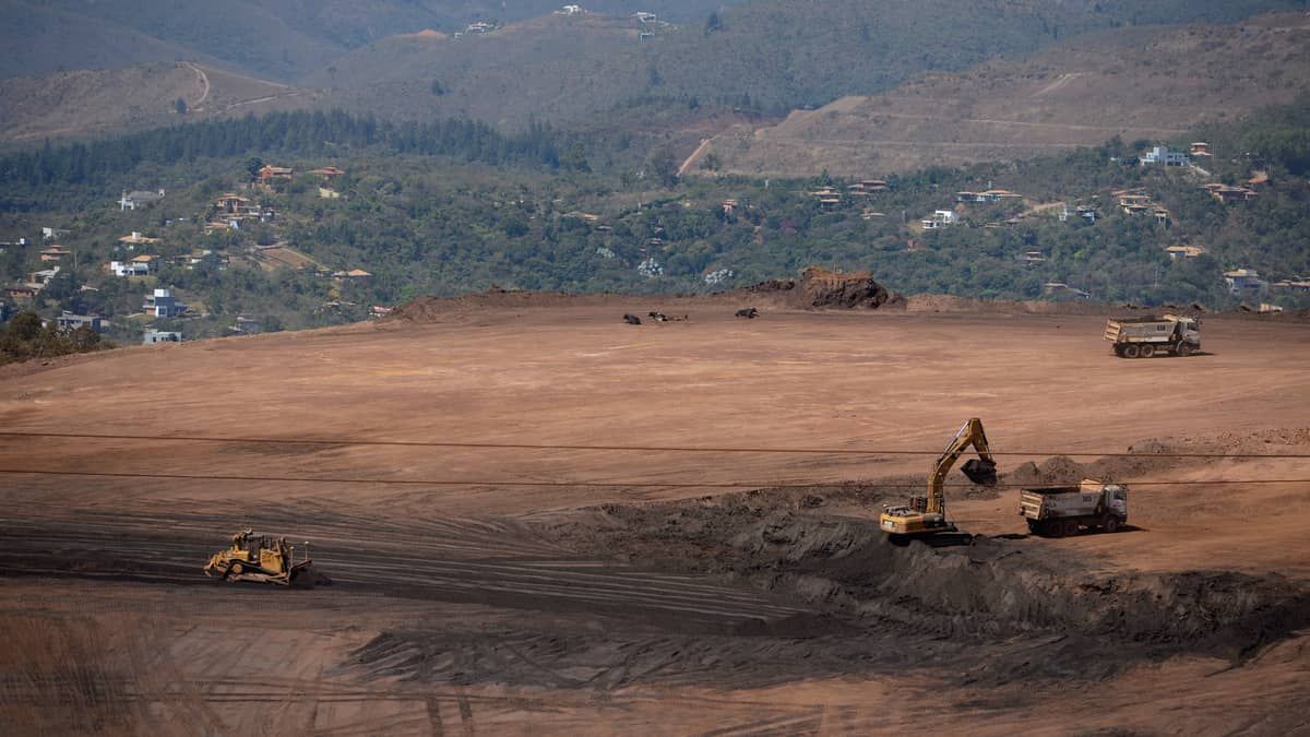 Senado aprova projeto que obriga mineradoras a contratar auditoria externa para inspecionar barragens