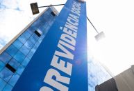 INSS suspende consignados do C6 Bank e cobra devolução de R$ 300 milhões