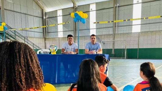 Projeto foi lançado na quadra poliesportiva da praça central do bairro Vila Celeste