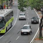 Prefeito de BH sanciona, com vetos, projeto que garante redução da passagem de ônibus para R$ 4,50