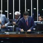 Congresso promulga emenda que perdoa multas bilionárias de partidos