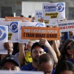 Oposição a Zema na Assembleia lança 'carta ao povo mineiro' contra a venda da Copasa