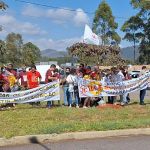 Professores, sindicalistas e bolsonaristas fazem protesto durante visita de Lula em fábrica de Nova Lima