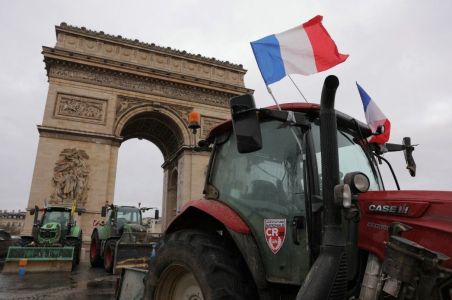 O projeto não proíbe o uso de máscaras, muito comum durante as manifestações feitas no país desde junho do ano passado.