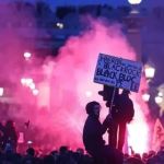 Governo da França proíbe manifestações de grupos de extrema direita