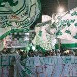 Protestos da torcida do Palmeiras em frente ao Allianz aumentam pressão sobre Leila