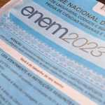 Preparação para o Enem: MG anuncia plataforma para alunos com IA para corrigir redações