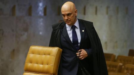 PSD confirma expulsão de investigado por insulto e agressão a família de Moraes.