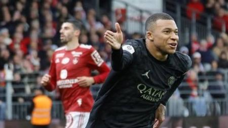 PSG atua de olho na liderança